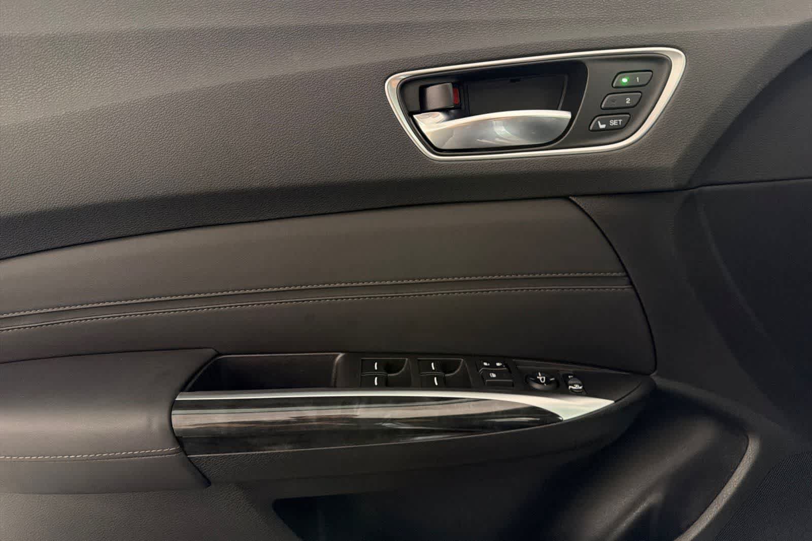 Used 2020 Acura TLX w/ Technology Package FWD image 12