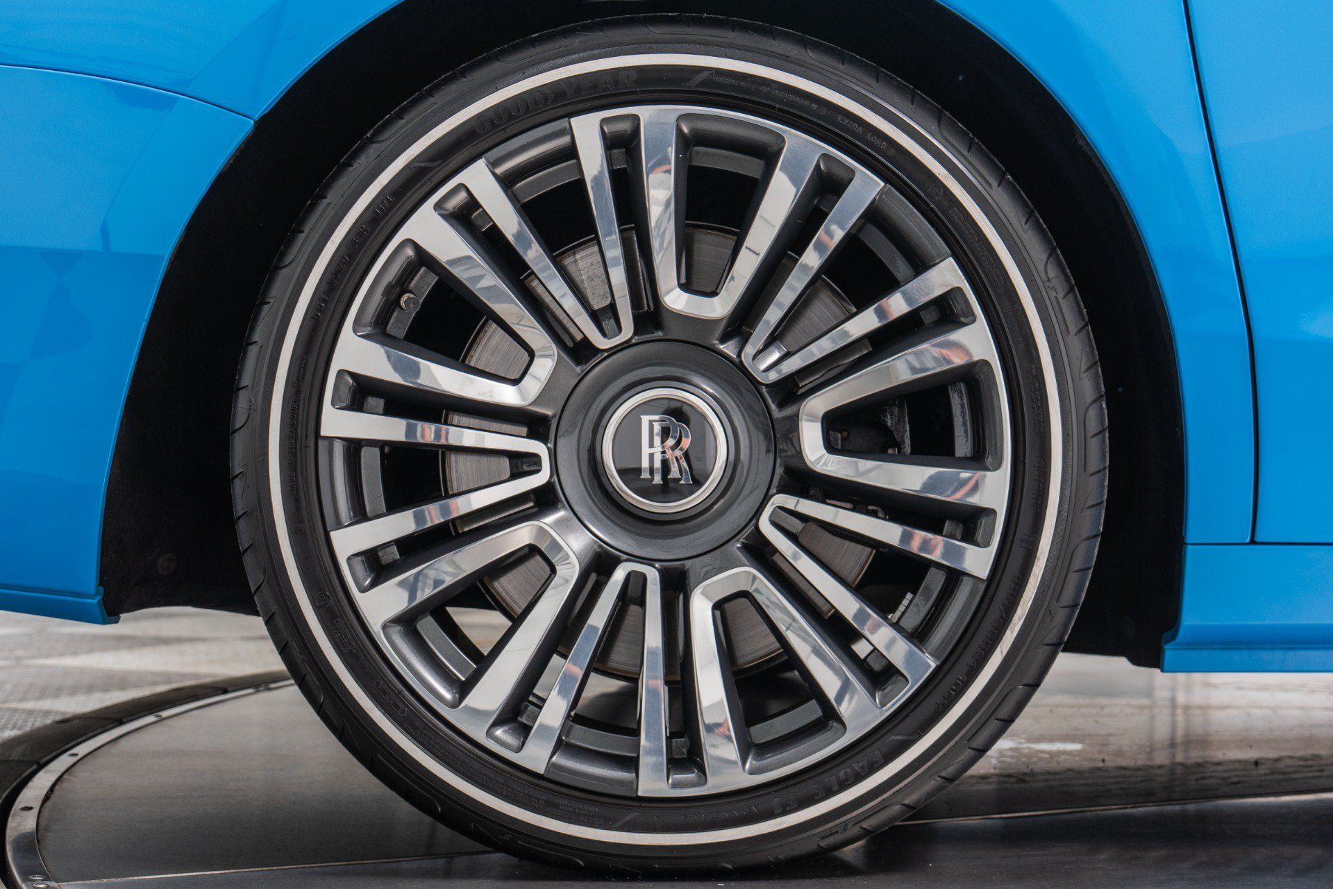 Used 2023 Rolls-Royce Ghost AWD/4WD image 48