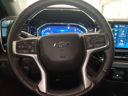 Used 2023 Chevrolet Silverado 1500 RST w/ Z71 Off-Road Package AWD/4WD image 18