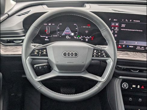 New 2025 Audi Q5 2.0T Premium Plus image 9