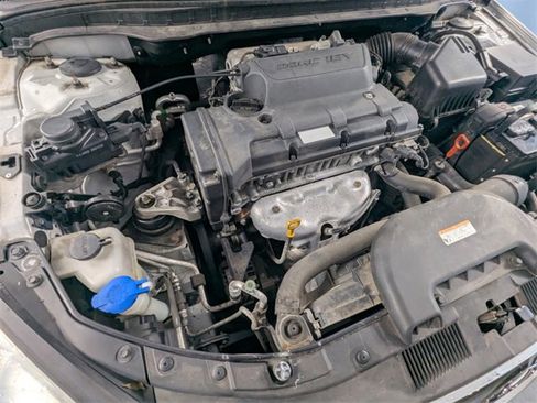 Used 2009 Hyundai Elantra image 16