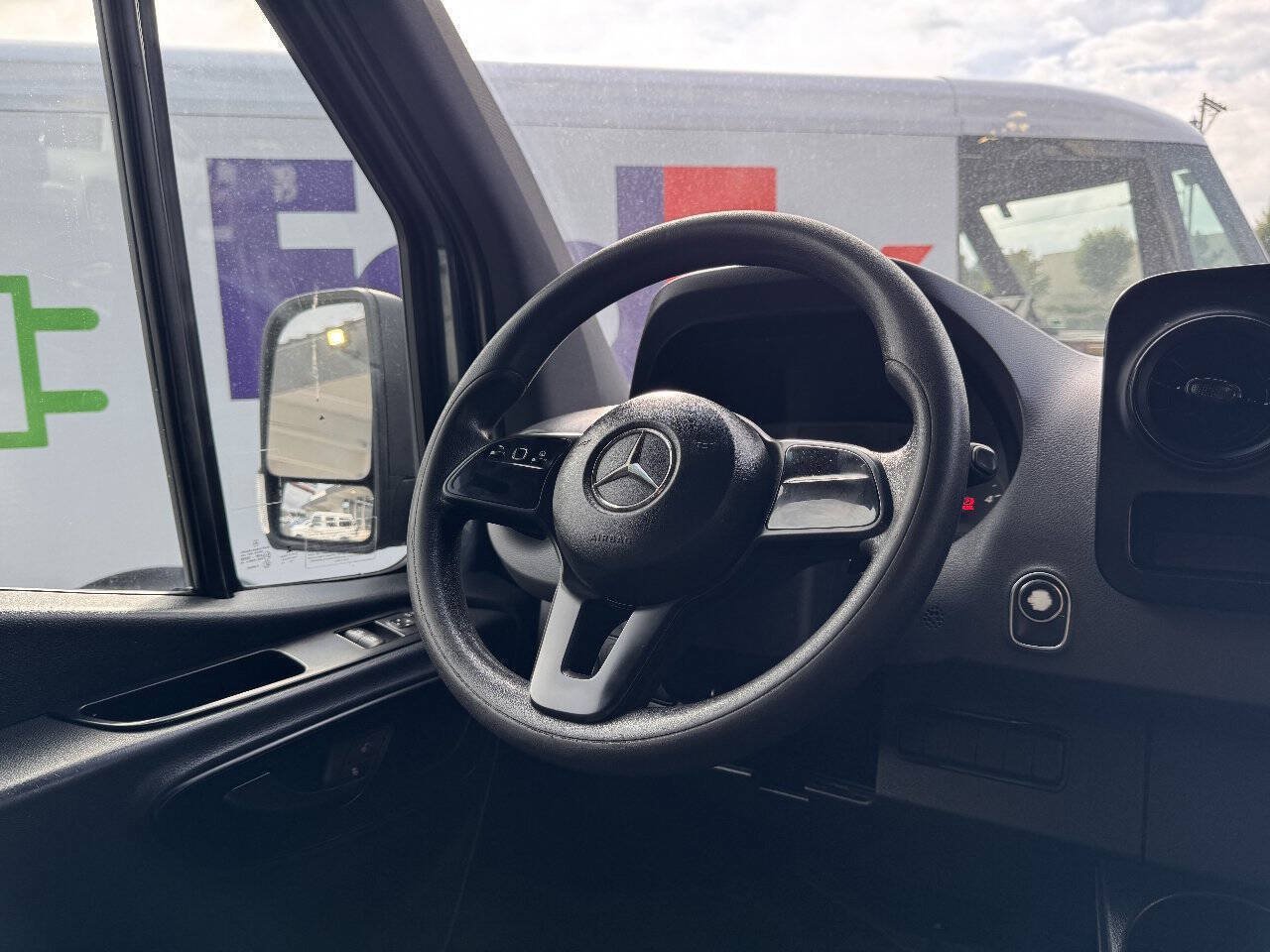 Used 2019 Mercedes-Benz Sprinter 144 image 24