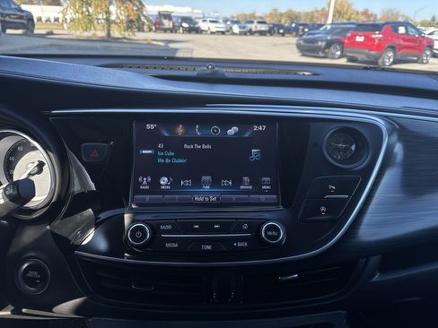 Used 2020 Buick Envision Essence image 13