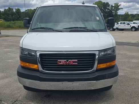Used 2024 GMC Savana 2500 w/ Driver Convenience Package image 8