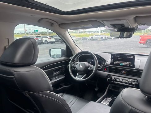Used 2023 Honda Pilot Elite image 32