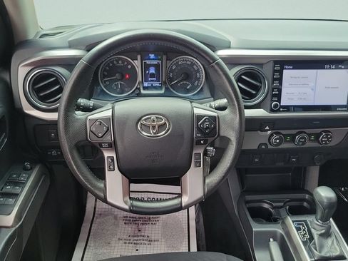 Certified 2022 Toyota Tacoma SR5 RWD image 12