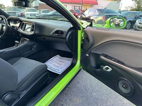 Used 2015 Dodge Challenger R/T w/ Quick Order Package 28B R/T image 15