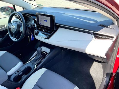 Used 2023 Toyota Corolla LE image 14