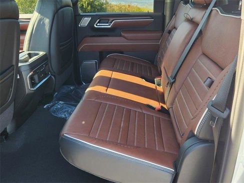 New 2026 GMC Sierra 2500 Denali Ultimate image 10