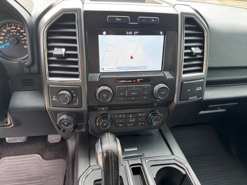 Used 2016 Ford F150 XLT w/ Equipment Group 302A Luxury AWD/4WD image 12