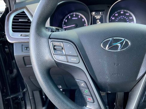 Used 2018 Hyundai Santa Fe Sport w/ 2.4L Value Package 02 image 22