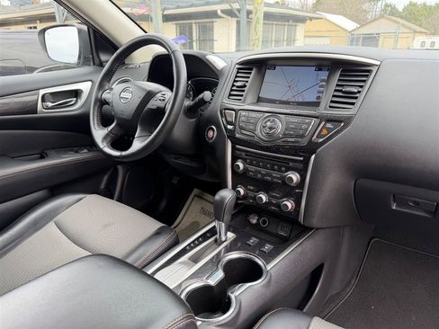 Used 2019 Nissan Pathfinder SV w/ Rock Creek Edition image 23