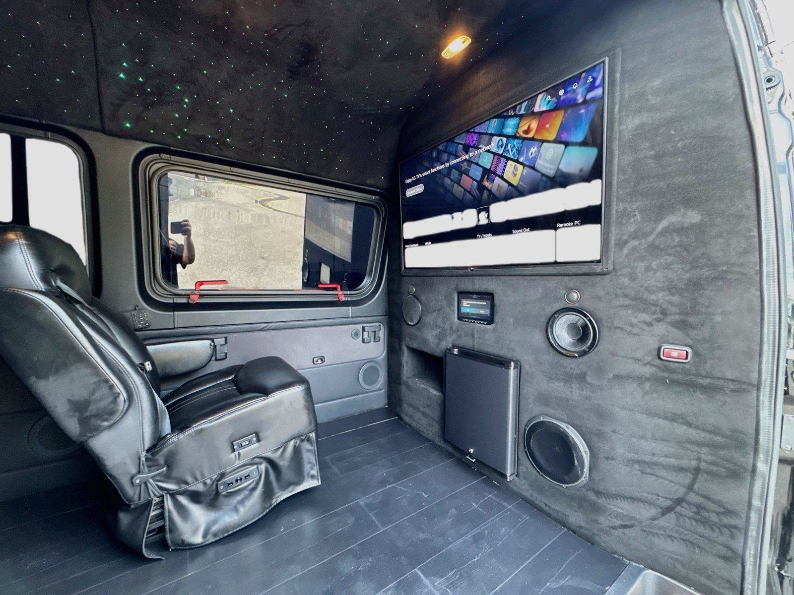 Used 2022 Mercedes-Benz Sprinter 2500 image 23