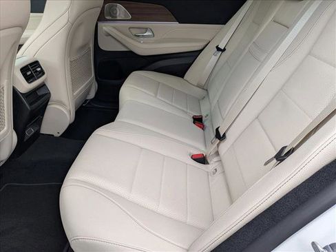 New 2026 Mercedes-Benz GLE 450 4MATIC image 14