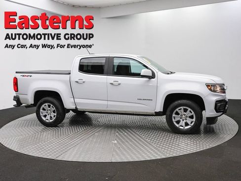 Used 2021 Chevrolet Colorado LT w/ Safety Package AWD/4WD image 4