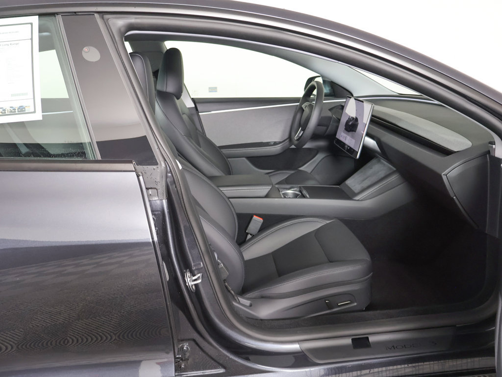 Used 2025 Tesla Model 3 Long Range RWD image 35