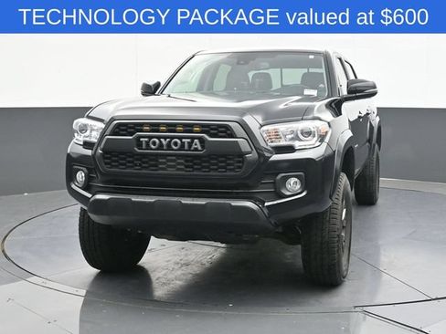 Used 2022 Toyota Tacoma SR5 w/ Technology Package AWD/4WD image 2