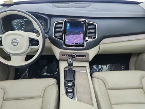 Used 2021 Volvo XC90 T6 Inscription w/ Climate Package image 21