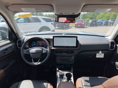 New 2025 Ford Bronco Sport Outer Banks w/ Outer Banks Tech Package+ image 43