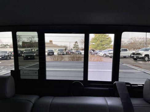 Used 2018 GMC Sierra 1500 SLT w/ SLT Premium Package image 25