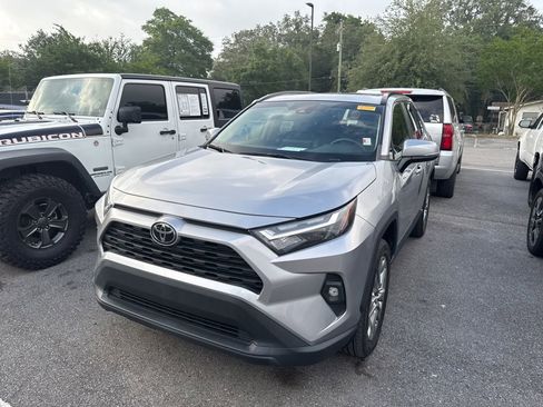 Used 2023 Toyota RAV4 XLE Premium FWD image 1