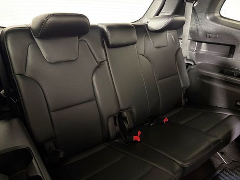 Used 2023 Kia Telluride EX X-Line image 18