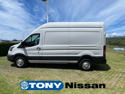 Used 2022 Ford Transit 250 148 High Roof AWD image 4