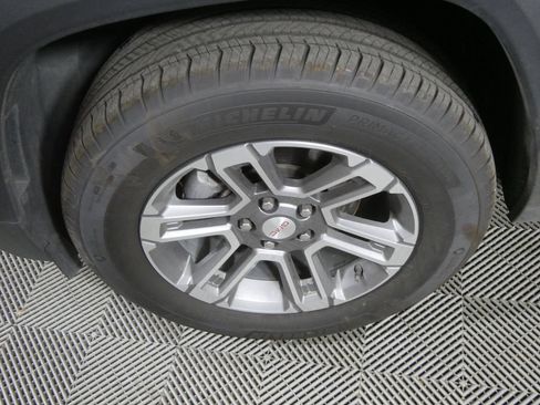 Used 2025 GMC Terrain Elevation AWD/4WD image 10