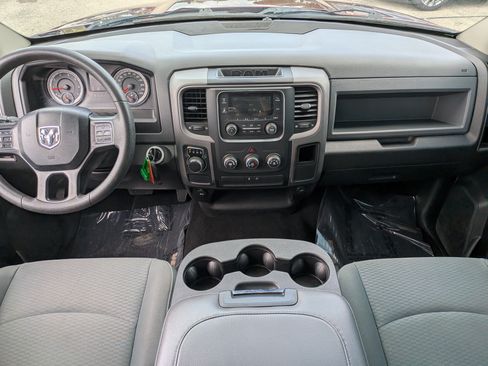 Used 2020 RAM 1500 Tradesman w/ Chrome Plus Package RWD image 15