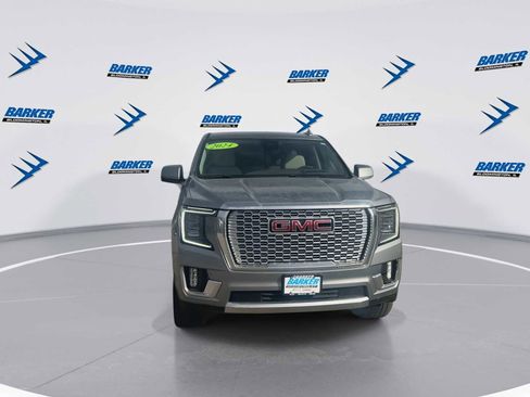 Used 2024 GMC Yukon Denali w/ Advanced Technology Package image 3