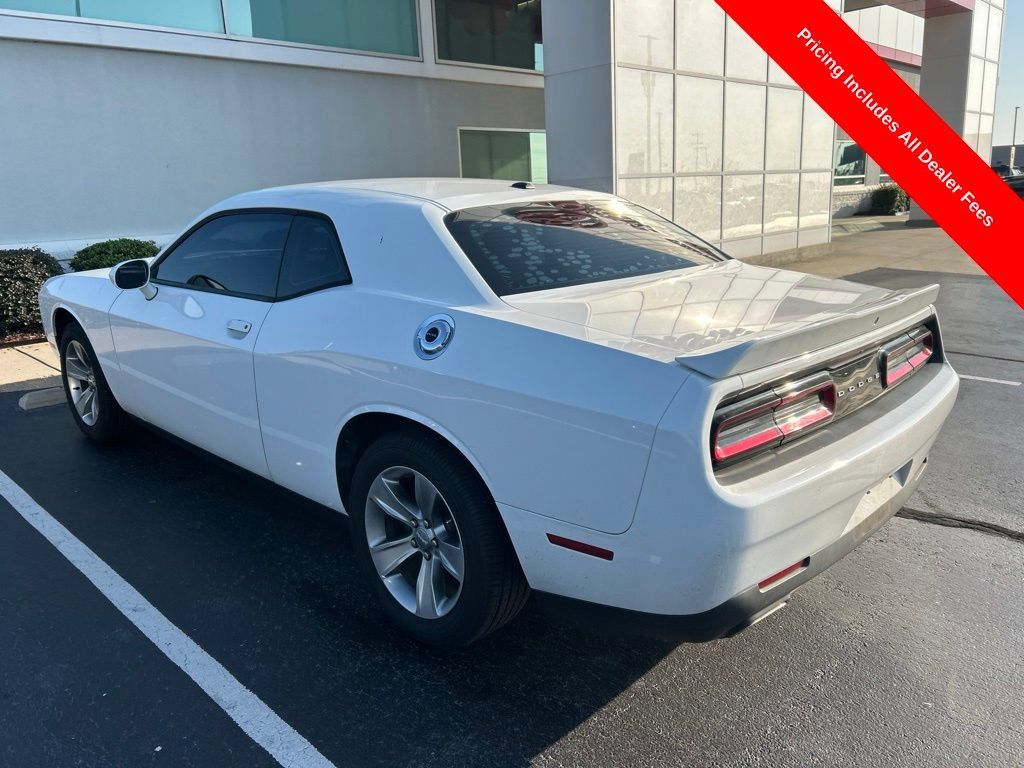 Used 2020 Dodge Challenger SXT RWD image 7
