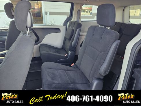 Used 2016 Dodge Grand Caravan SE w/ Quick Order Package 29E SE image 13