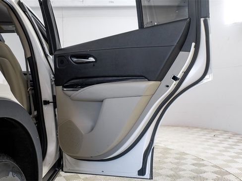 Used 2023 Cadillac XT4 Luxury image 48