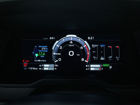 Used 2025 Toyota Sequoia Limited image 31