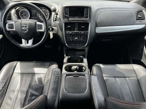 Used 2019 Dodge Grand Caravan GT FWD image 14