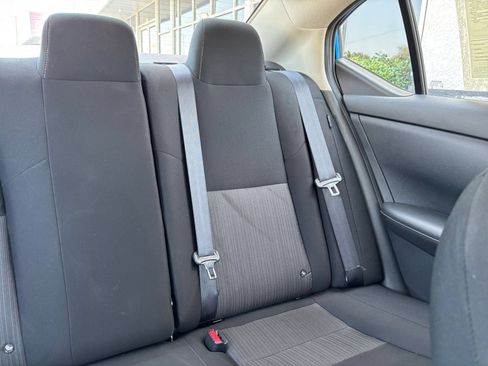Used 2025 Nissan Sentra SV FWD image 30