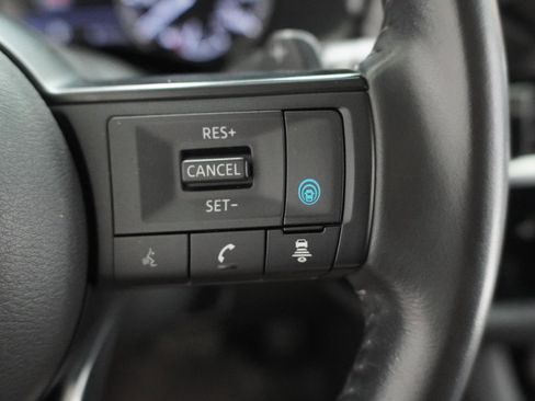 Used 2024 Nissan Pathfinder SV w/ Lighting Package (N92) FWD image 20