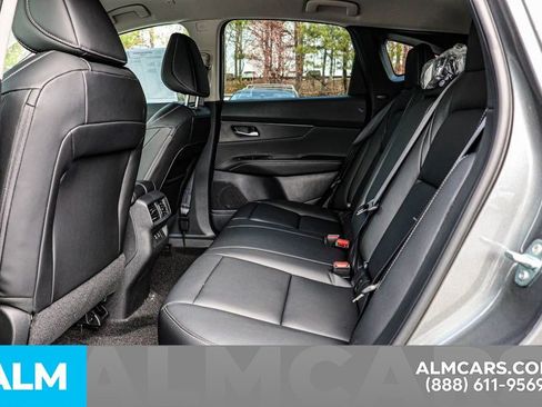 Certified 2025 Nissan Murano SV image 21