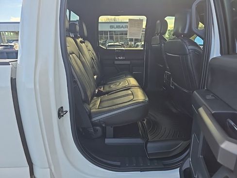 Used 2022 Ford F350 Platinum w/ FX4 Off-Road Package image 7