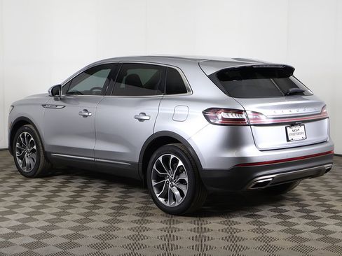 Used 2023 Lincoln Nautilus Reserve image 11