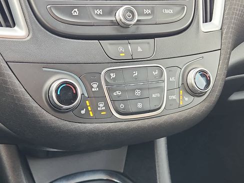 Used 2023 Chevrolet Malibu LT image 16