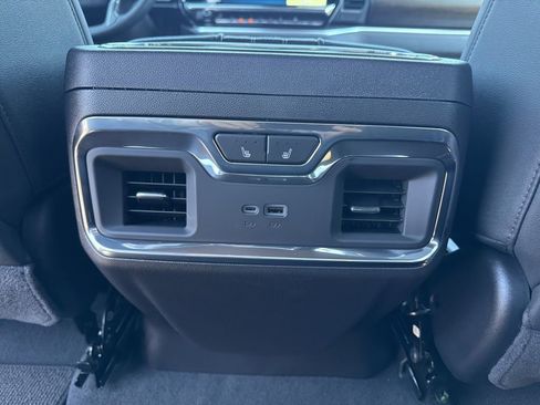 New 2026 Chevrolet Silverado 1500 High Country AWD/4WD image 13