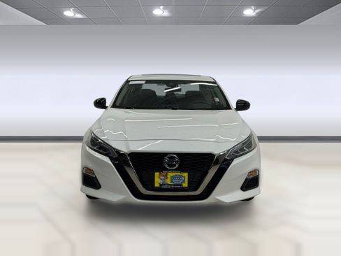Used 2022 Nissan Altima 2.0 SR FWD image 5