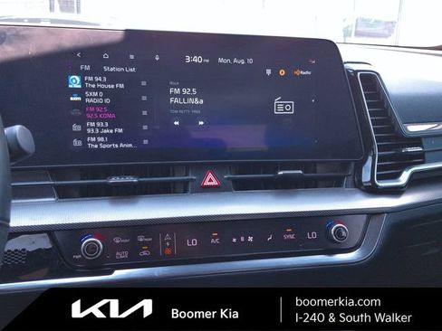 Certified 2025 Kia Sportage SX AWD/4WD image 9