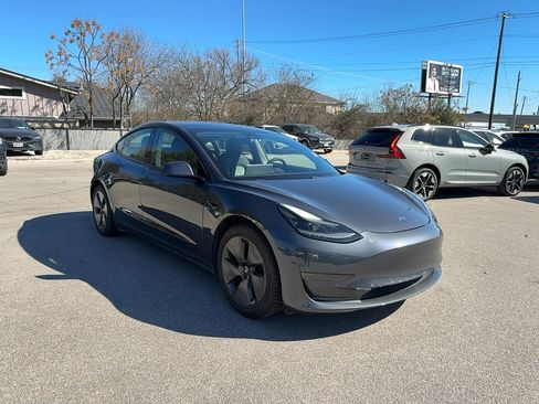 Used 2021 Tesla Model 3 Standard Range Plus image 7