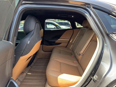 Used 2025 Lucid Air Touring AWD/4WD image 33