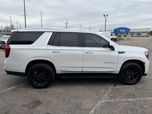 Used 2022 GMC Yukon Denali AWD/4WD image 6