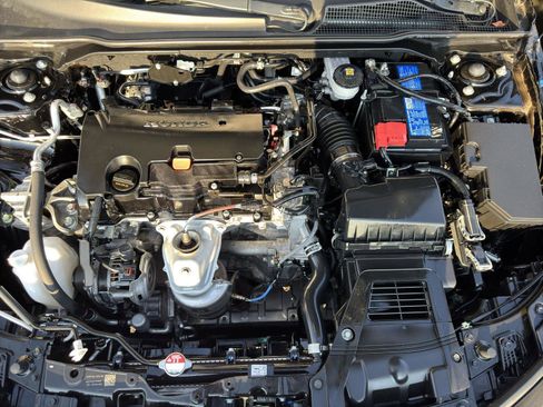 Used 2024 Honda Civic Sport image 40