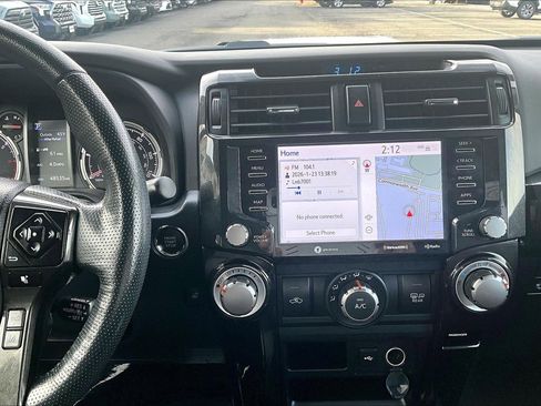 Used 2024 Toyota 4Runner TRD Off-Road Premium image 6