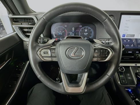 Certified 2024 Lexus GX 550 w/ Accessory Package (Z1) AWD/4WD image 11